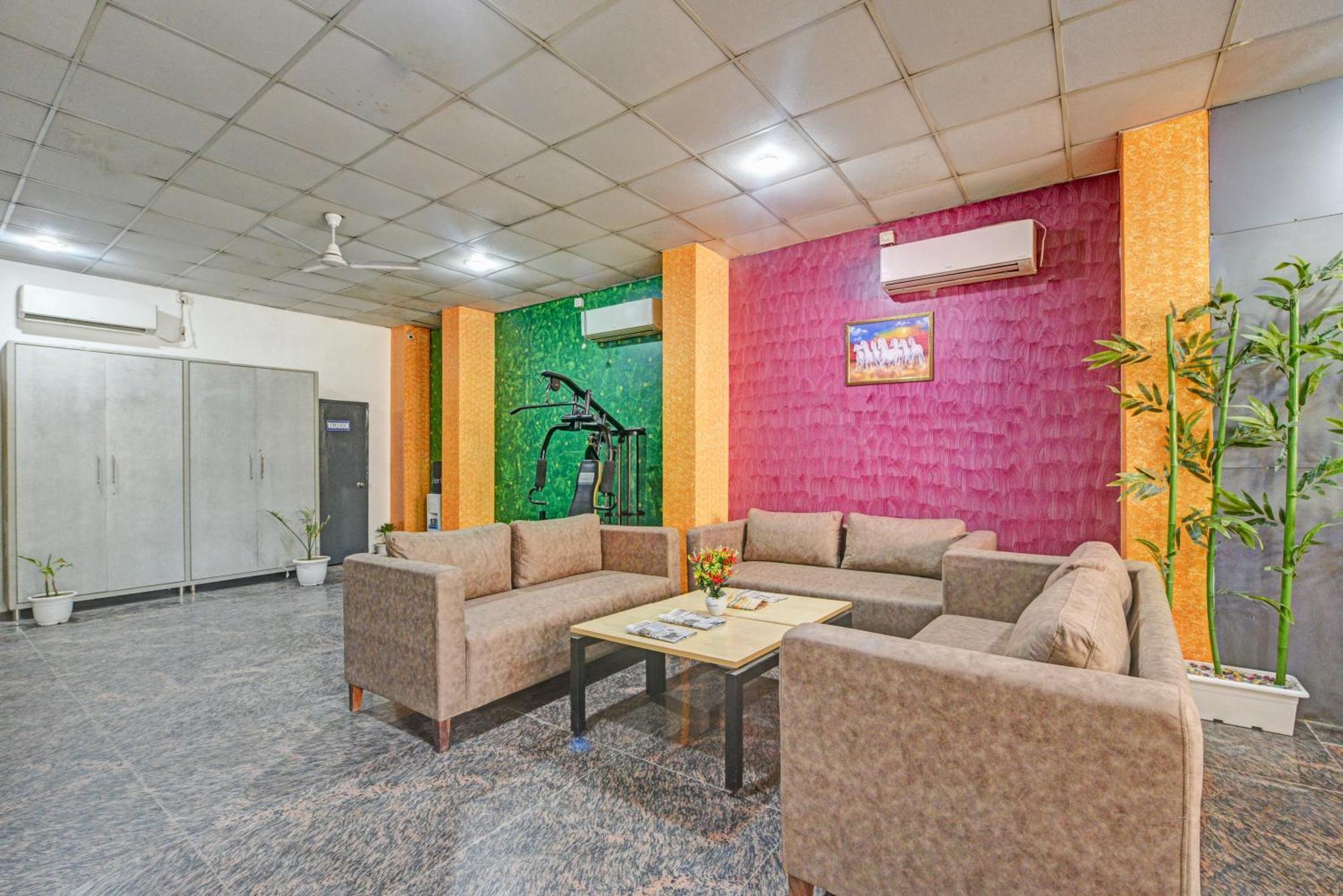 Royal Spark Inn1 - Medicity Gurugram, Near Medanta Hospital Gurgaon Exterior foto