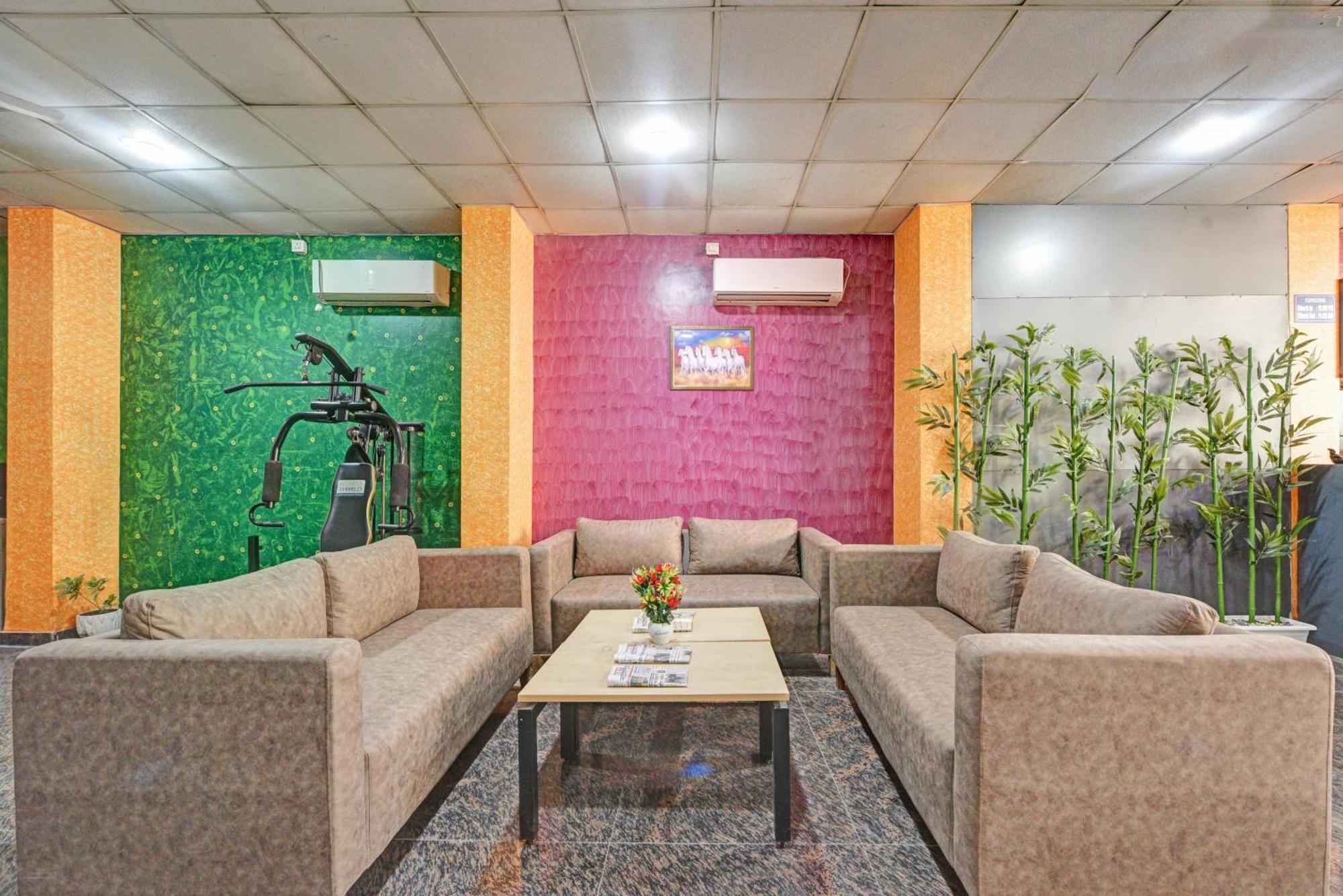 Royal Spark Inn1 - Medicity Gurugram, Near Medanta Hospital Gurgaon Exterior foto